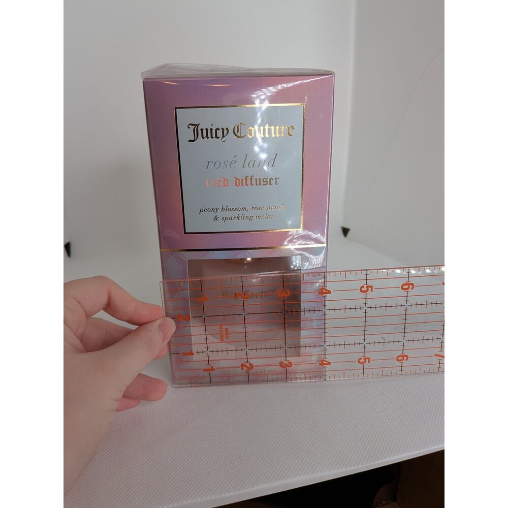 NWT Juicy Couture Rosé Land Reed Diffuser Peony Blossom, Rose Petals, & Melon - Picture 11 of 11